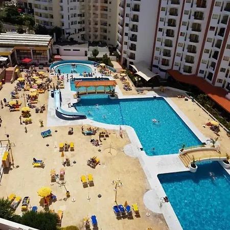 O Cantinho Da Rocha - Praia Da Rocha *